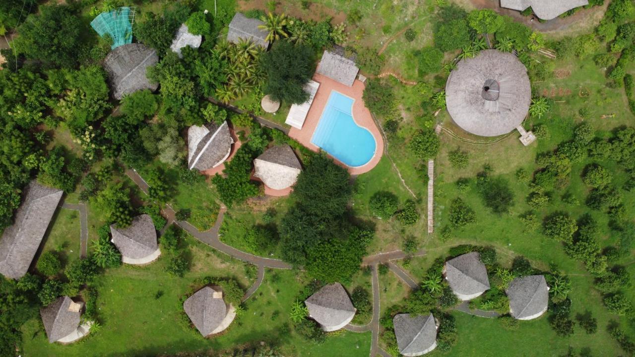 Hanchey Bamboo Resort Kampong Cham Buitenkant foto