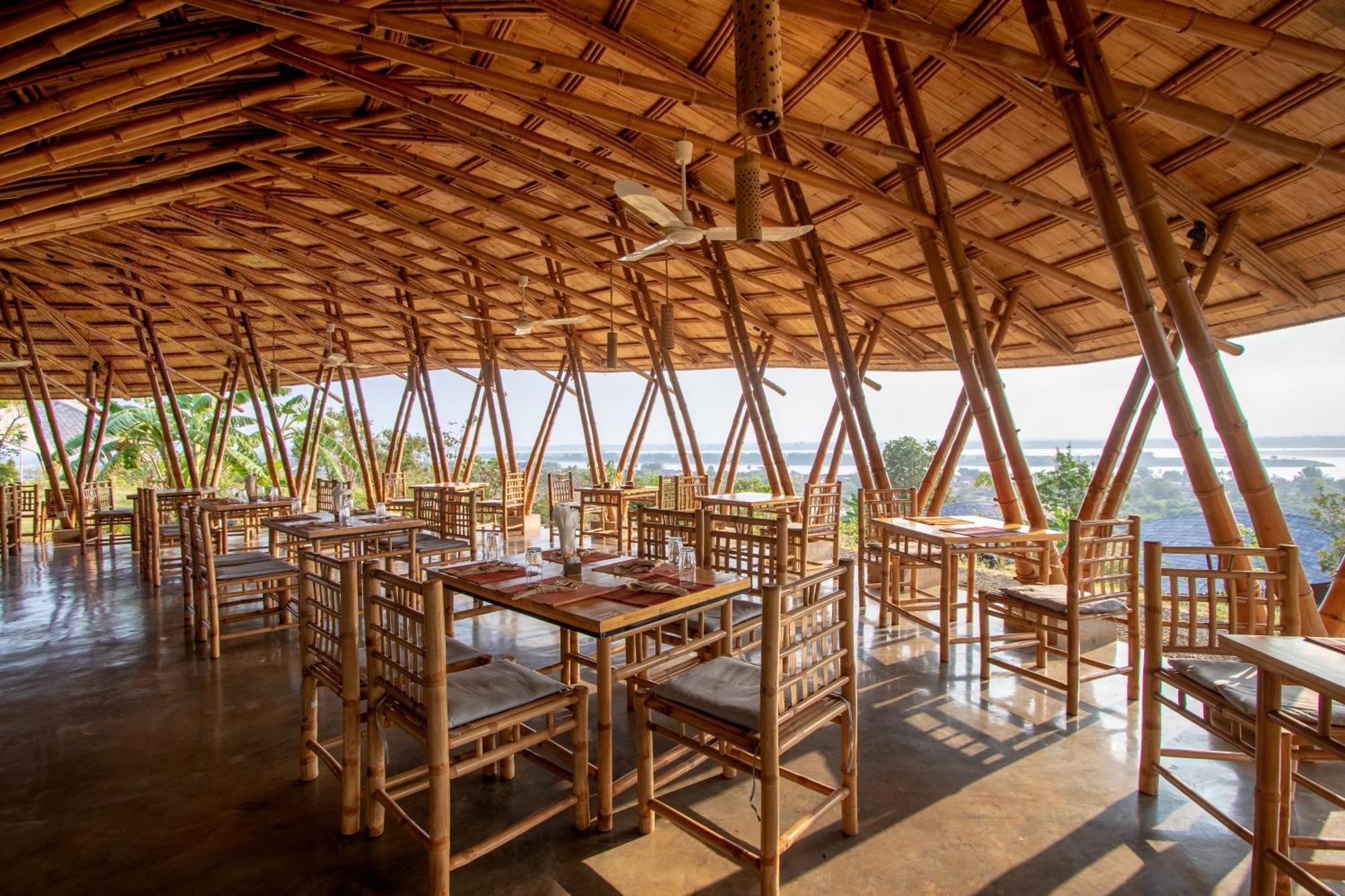 Hanchey Bamboo Resort Kampong Cham Buitenkant foto