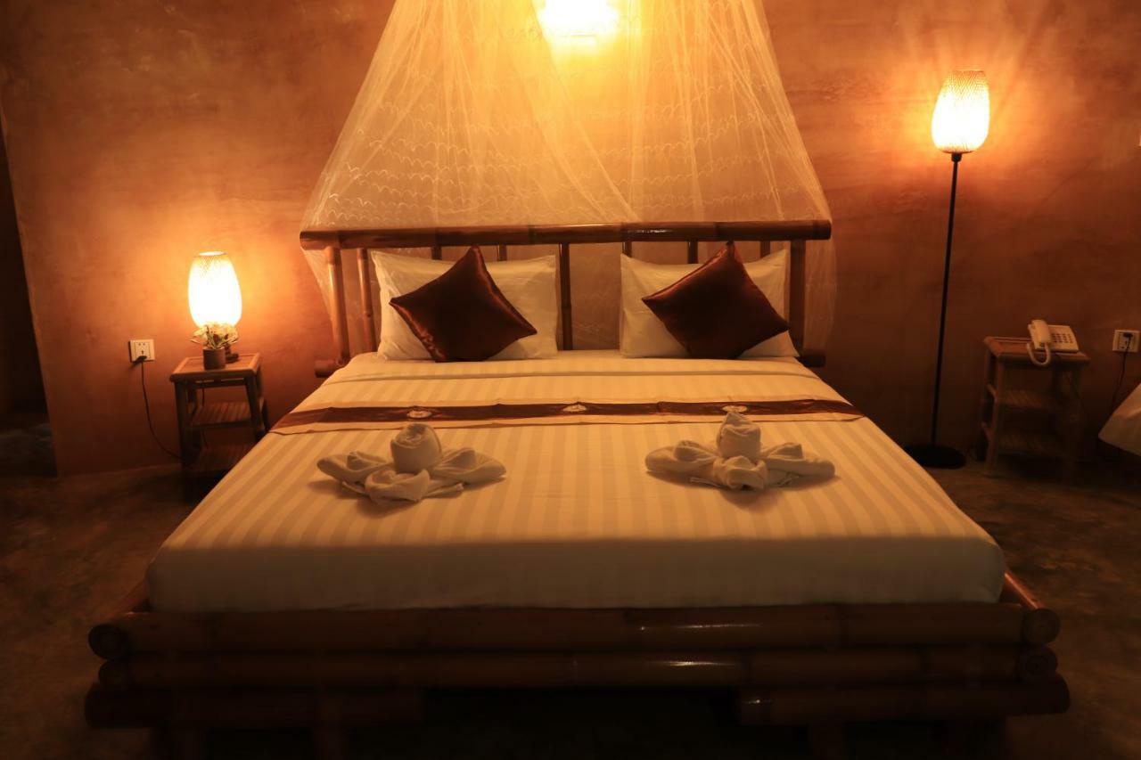Hanchey Bamboo Resort Kampong Cham Buitenkant foto